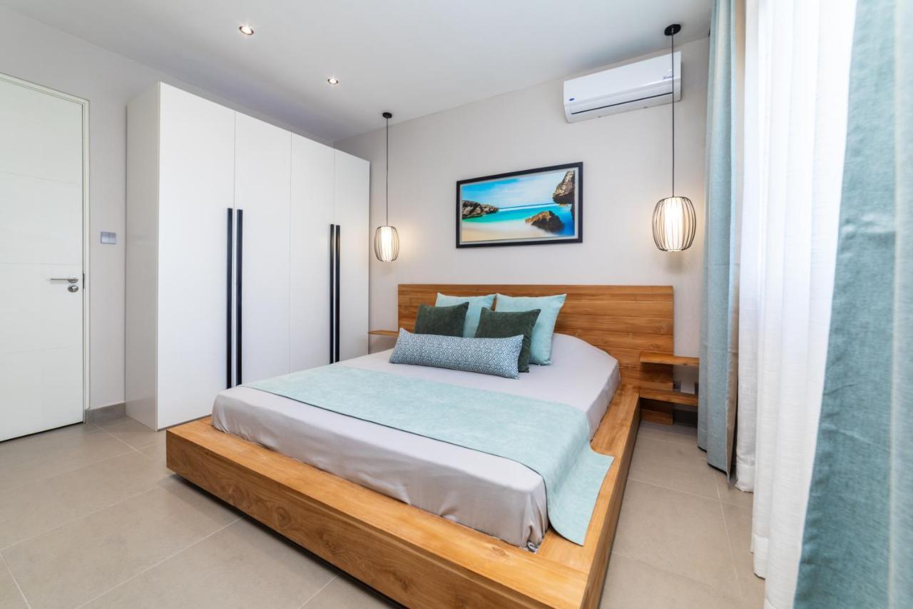 One Bay Residence - Apartment 12 - Apartment In Pereybere 페레이베레 외부 사진